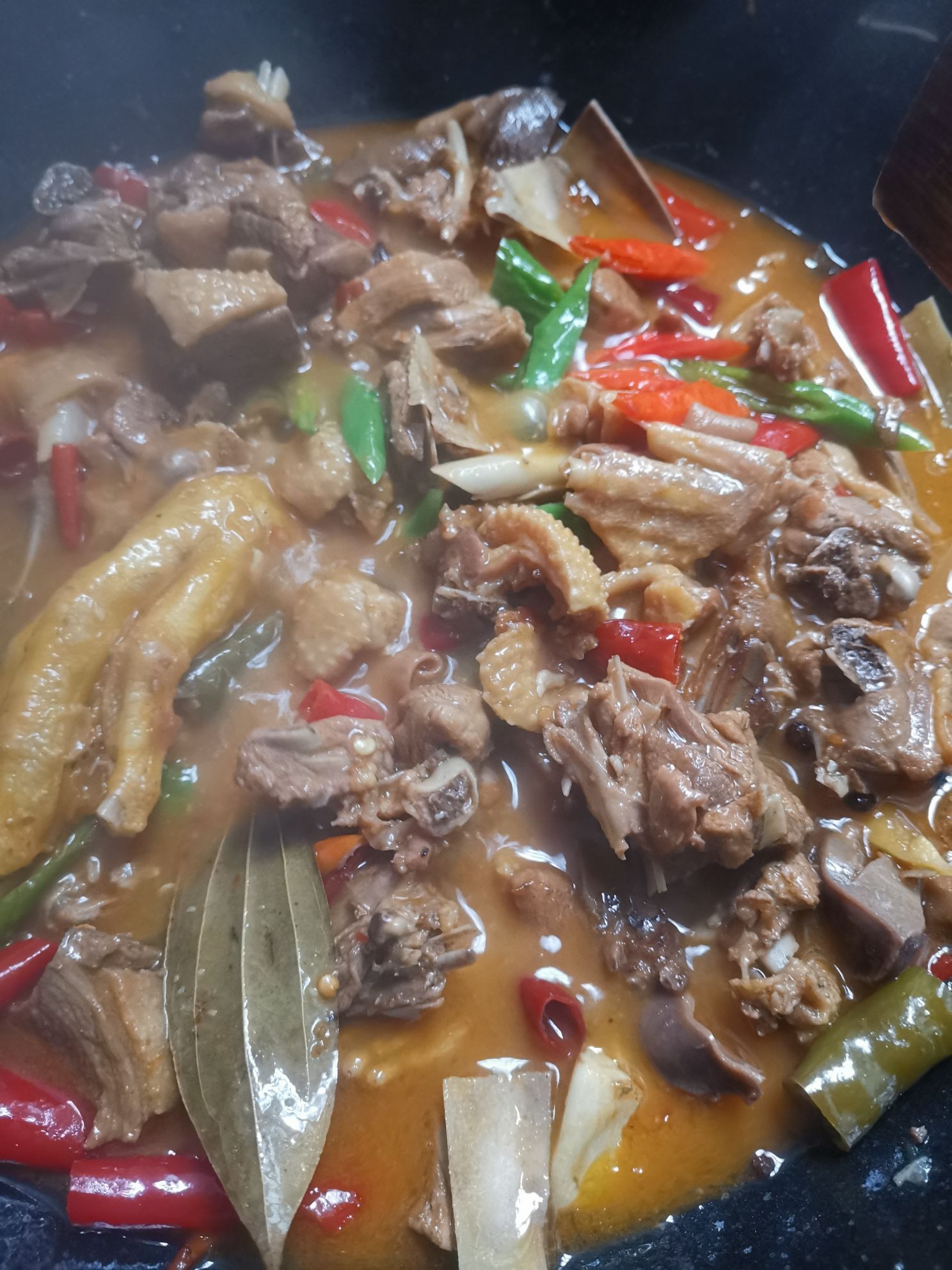 泡椒啤酒鴨的做法-家常味炒菜譜