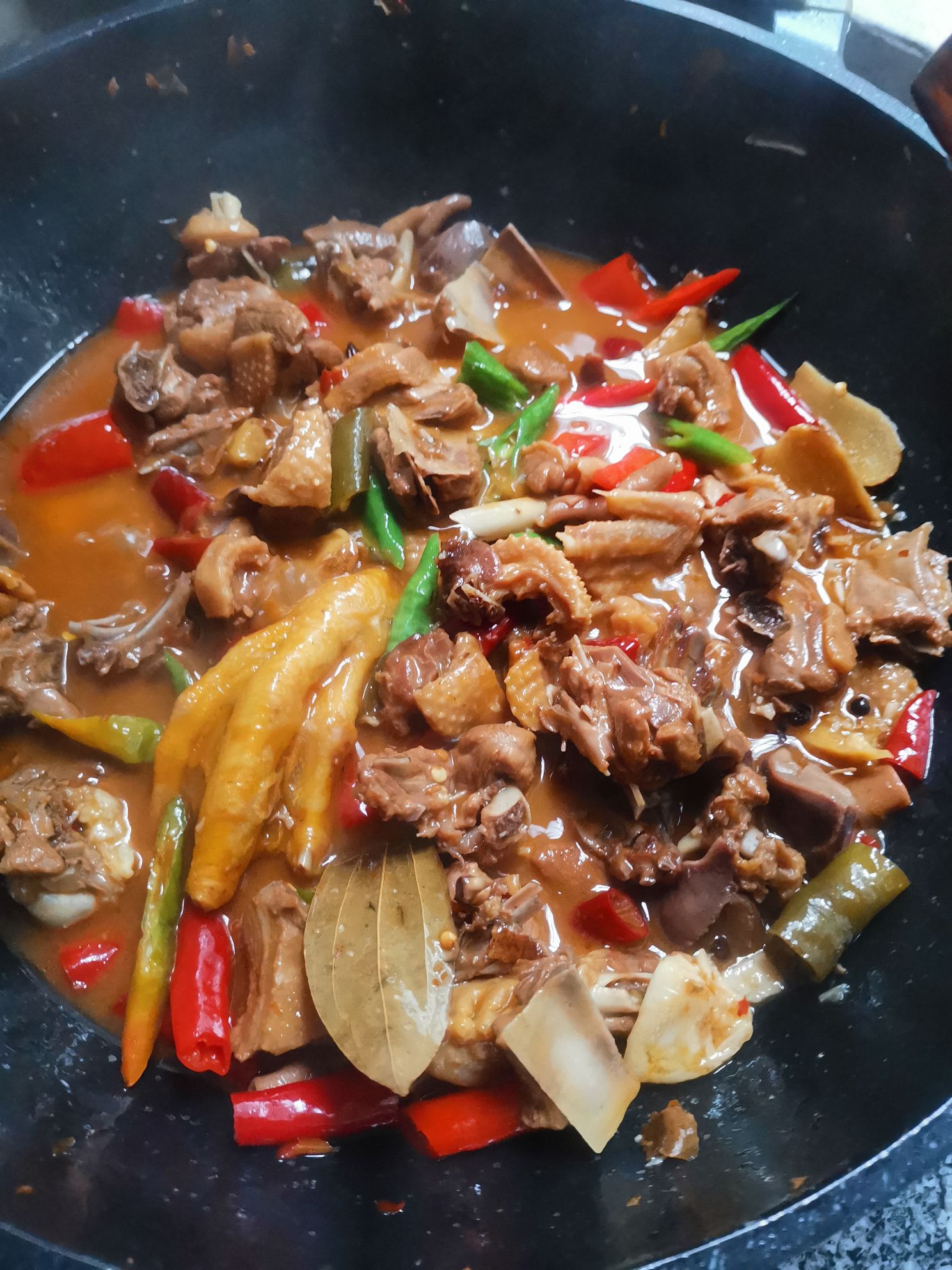 泡椒啤酒鴨的做法-家常味炒菜譜