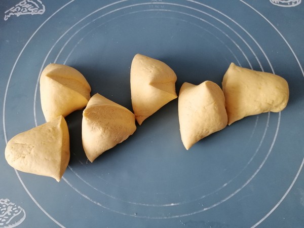 南瓜蒸千層餅的做法-甜味蒸菜譜