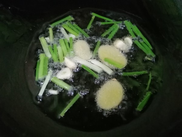 黃燜雞的做法-家常味燉菜譜