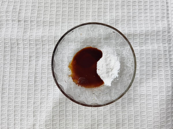 微辣鮮嫩的下飯菜，青紅椒炒肉絲的做法-咸鮮味炒菜譜