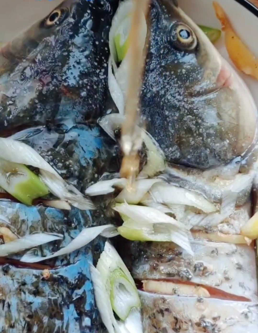 雙椒魚頭的做法-其它口味蒸菜譜