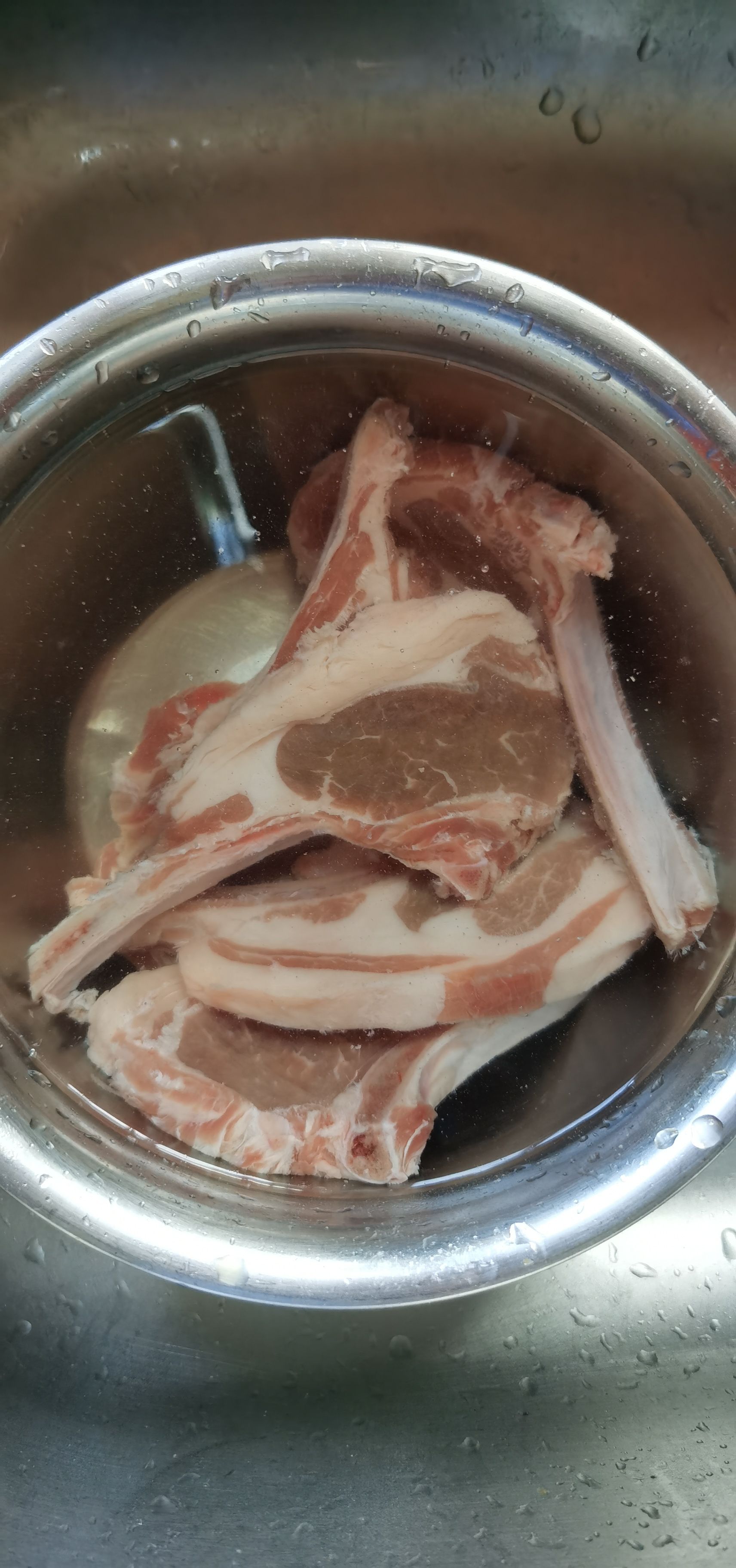 法式烤羊排的做法-蒜香味烤菜譜