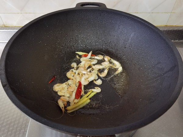 蝦干炒三絲的做法-咸鮮味炒菜譜