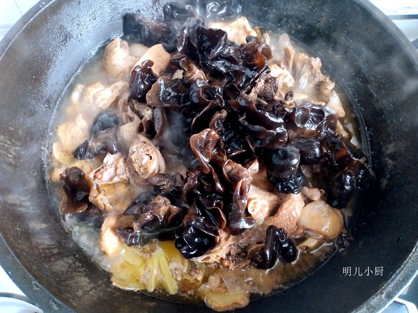 大盤雞的做法-家常味燉菜譜