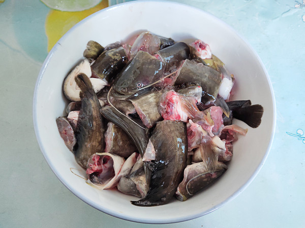 鯰魚燒豆腐的做法-咸鮮味燒菜譜