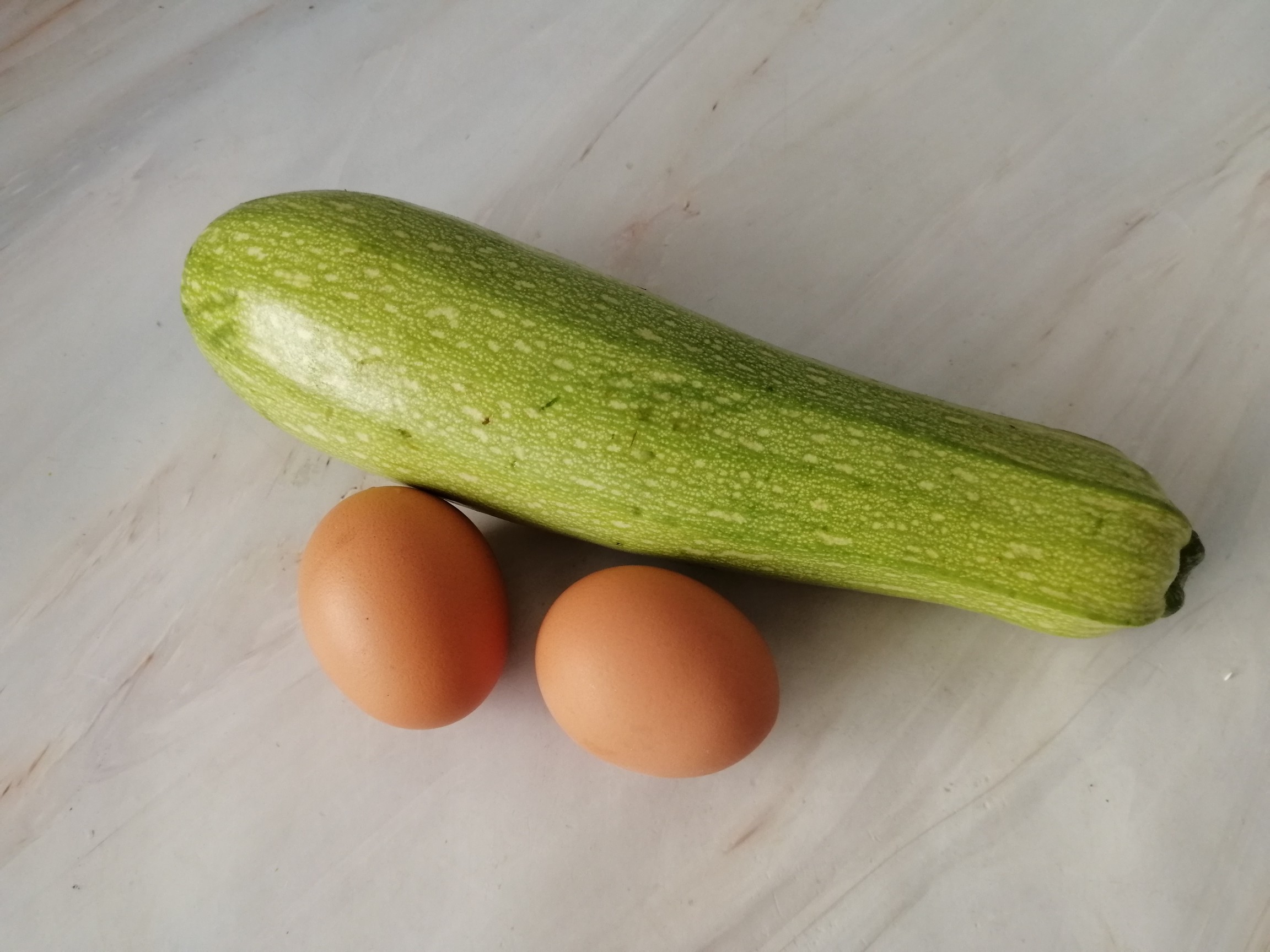 西葫蘆木耳炒雞蛋的做法-家常味炒菜譜