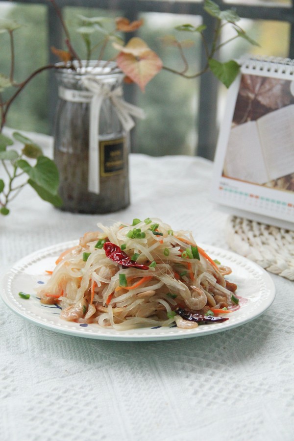 蝦干炒三絲的做法-咸鮮味炒菜譜