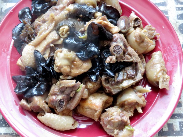 大盤雞的做法-家常味燉菜譜