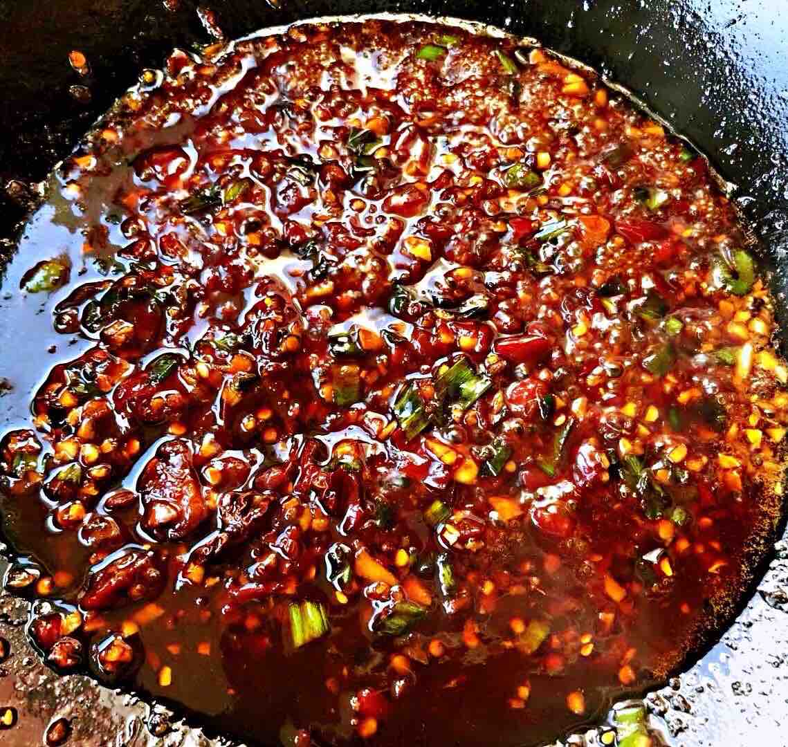 香辣雞翅尖的做法-香辣味燉菜譜