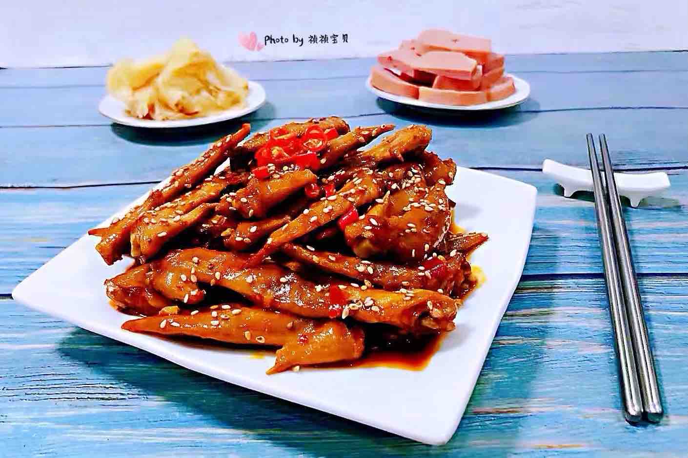 香辣雞翅尖的做法-香辣味燉菜譜