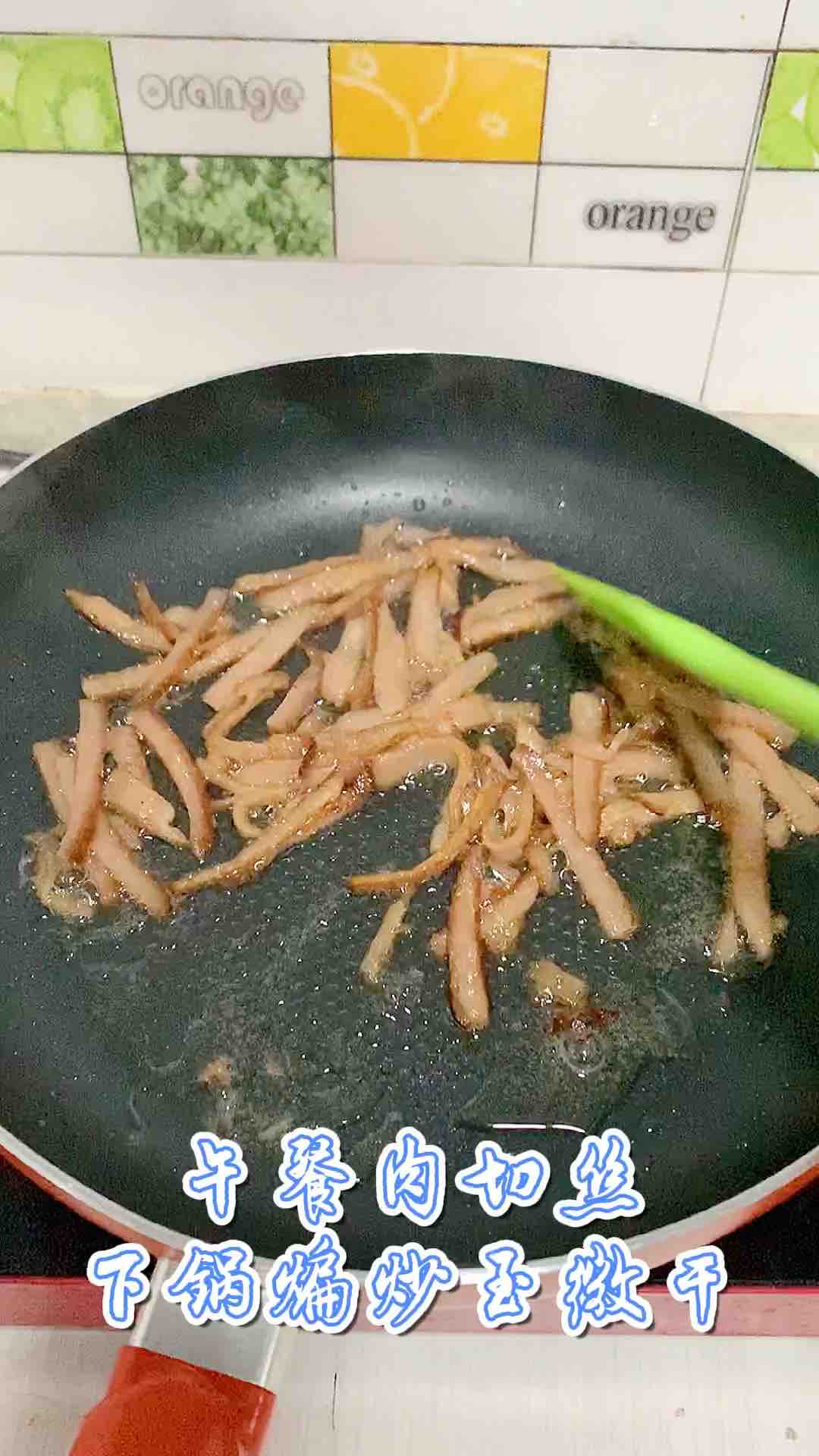 午餐肉炒土豆絲的做法-家常味炒菜譜