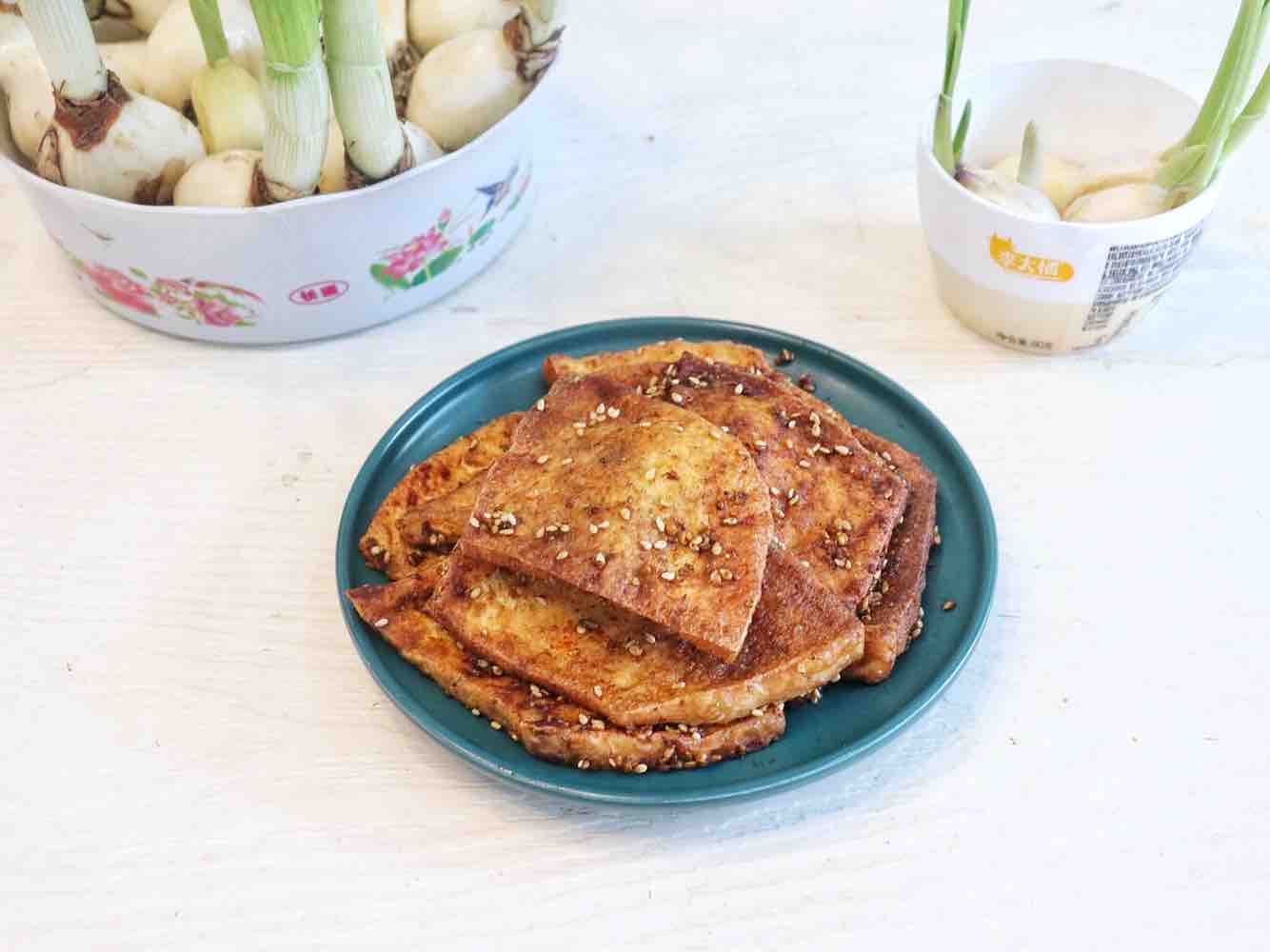 煎豆腐的做法-家常味煎菜譜