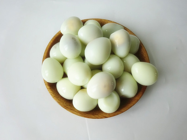 小炒鵪鶉蛋的做法-家常味炒菜譜