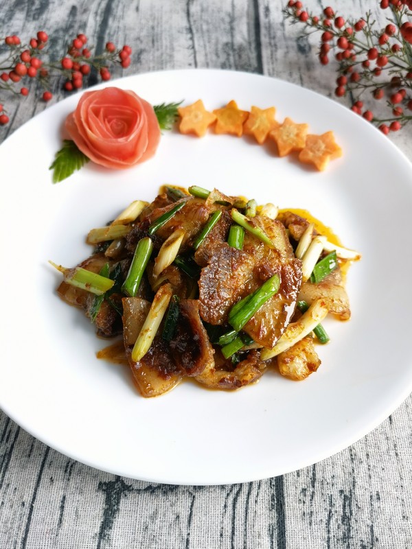 家常蒜苗回鍋肉的做法-家常味炒菜譜