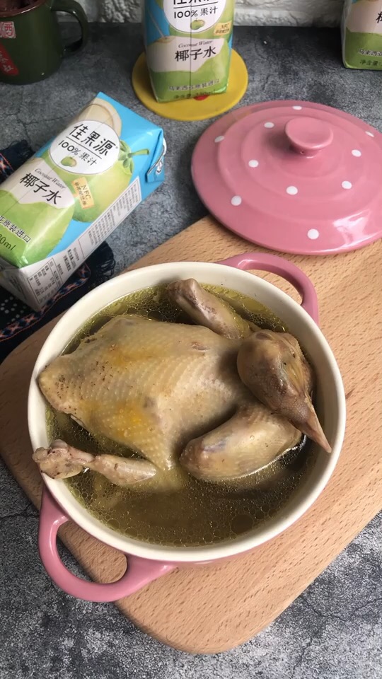 鮮甜美味的鴿子湯，這樣做滋補又養顏，冬天必備養生飲品！的做法-家常味燉菜譜