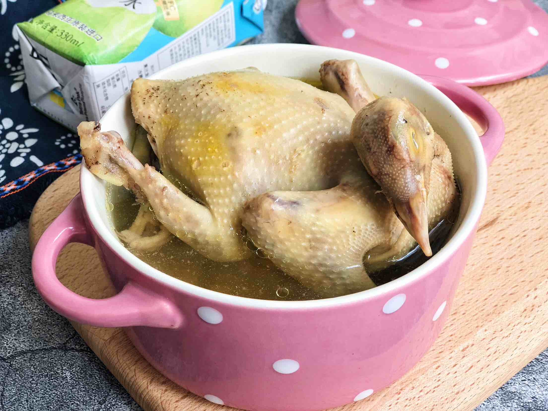 鮮甜美味的鴿子湯，這樣做滋補又養顏，冬天必備養生飲品！的做法-家常味燉菜譜