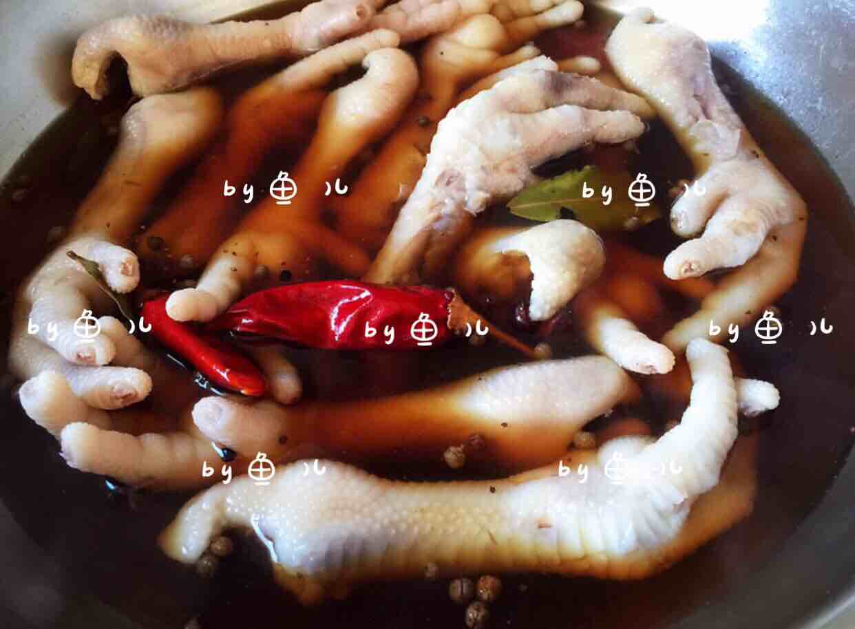 鹵雞爪的做法-家常味煮菜譜