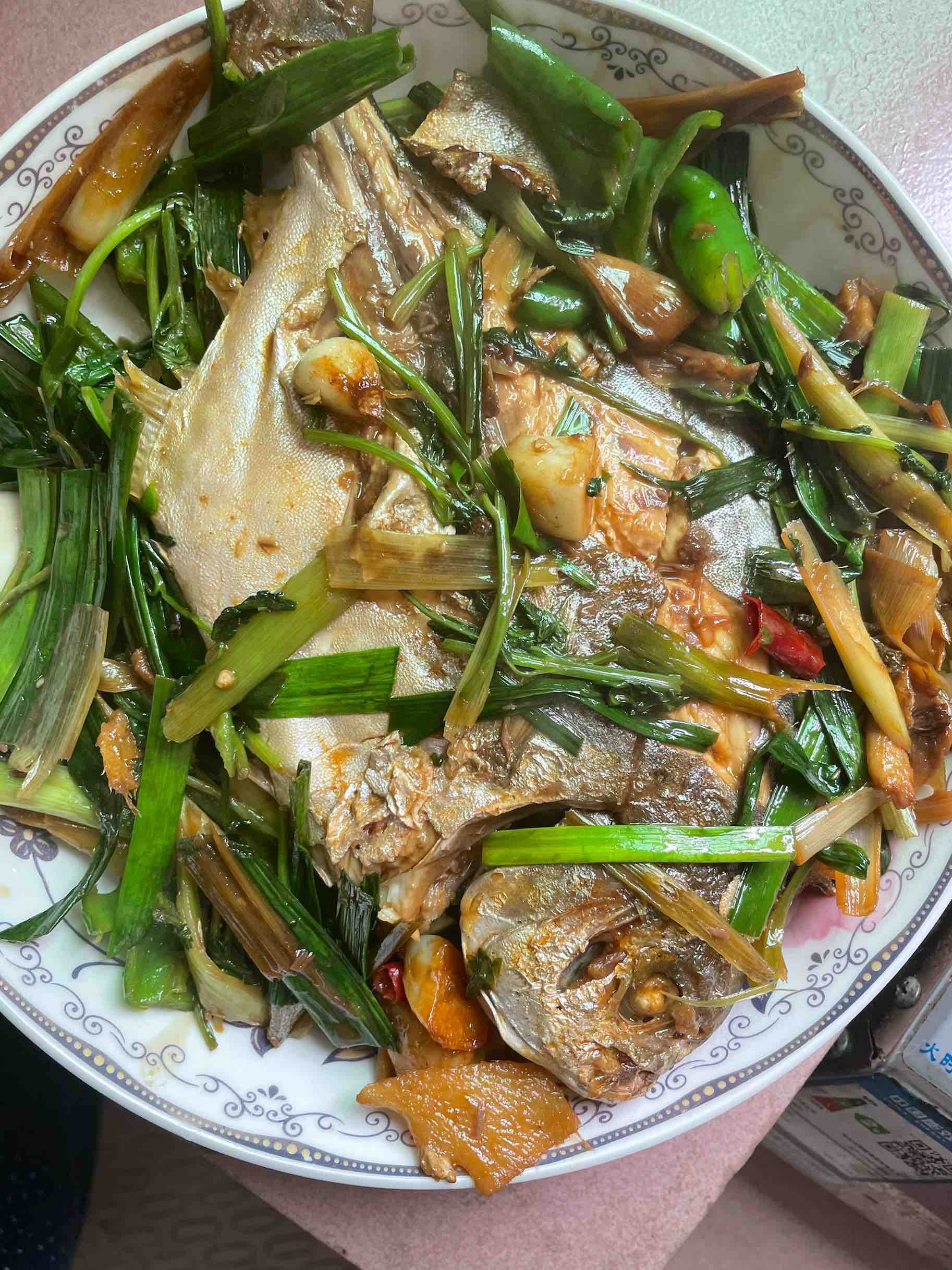 紅燒魚的做法-咸鮮味燒菜譜-易網健康養生網 紅燒魚的做法-咸鮮味燒菜譜