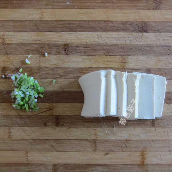 清淡可口蒸豆腐的做法-咸鮮味蒸菜譜