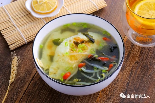 煎蛋裙帶菜湯  寶寶輔食食譜的做法-家常味煮菜譜