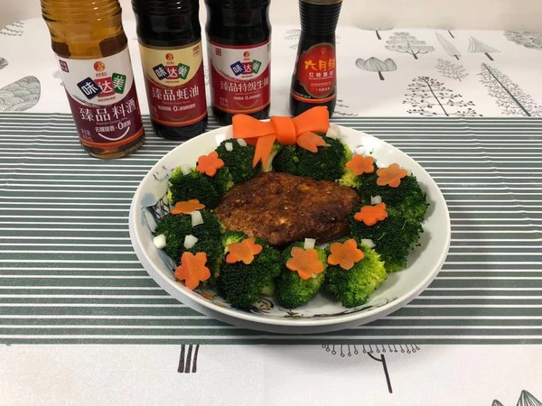 圣誕花環雞扒的做法-香辣味煎菜譜