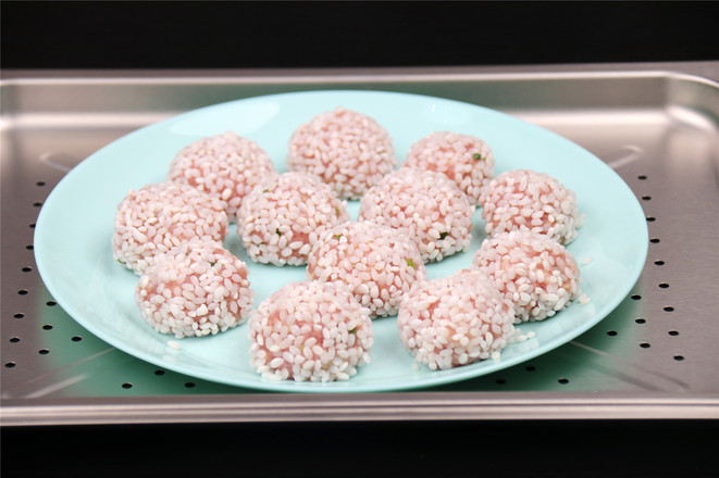 一口一個肉丸子，孩子都不挑食了的做法-家常味蒸菜譜