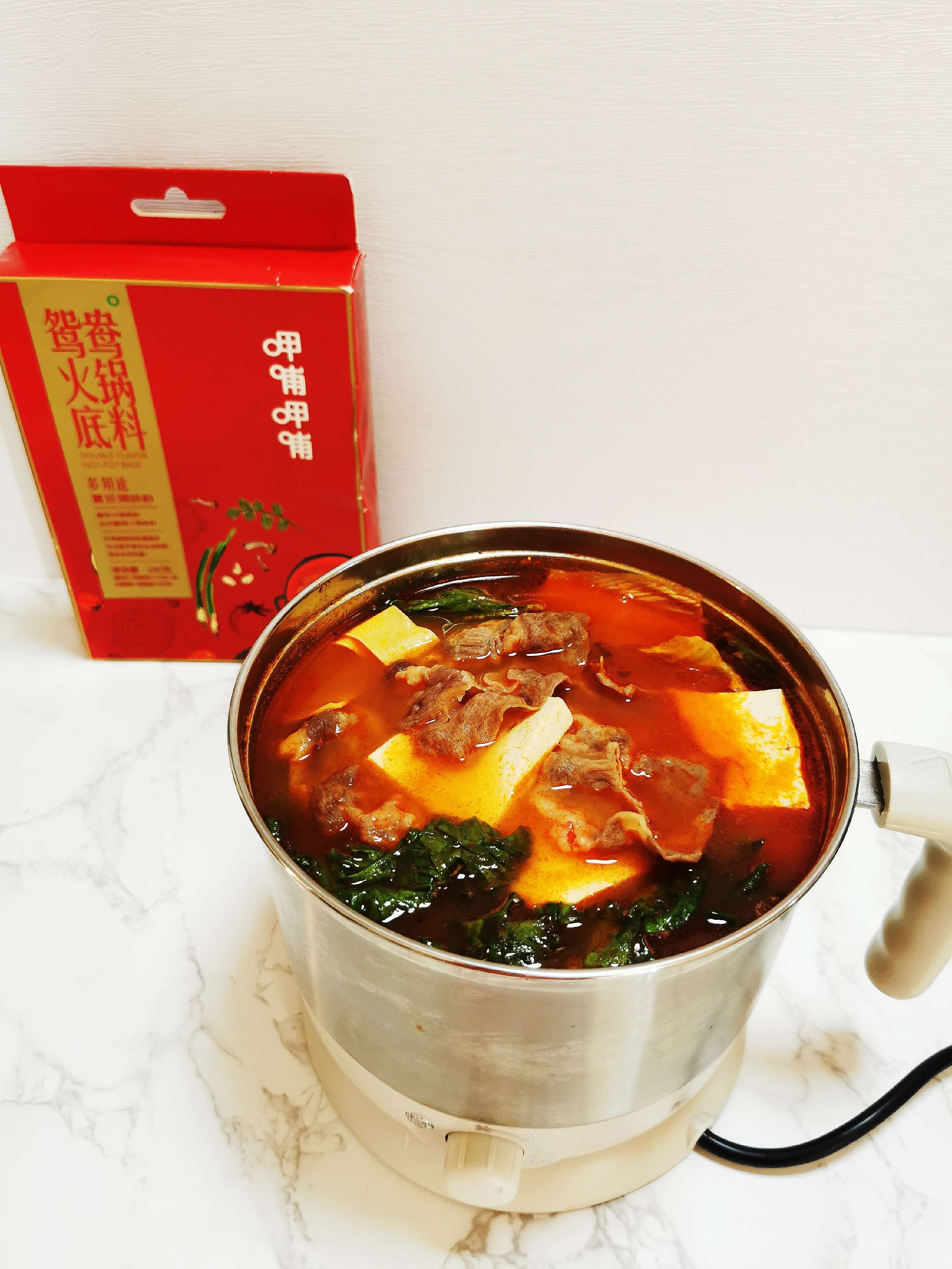 冬天最合適一個(gè)人吃的：番茄肥牛豆腐煲的做法-其它口味煮菜譜