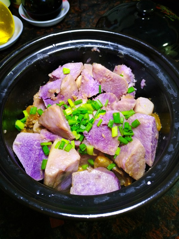 家鄉(xiāng)的美食~~臘肉大暑煲的做法-家常味煲菜譜