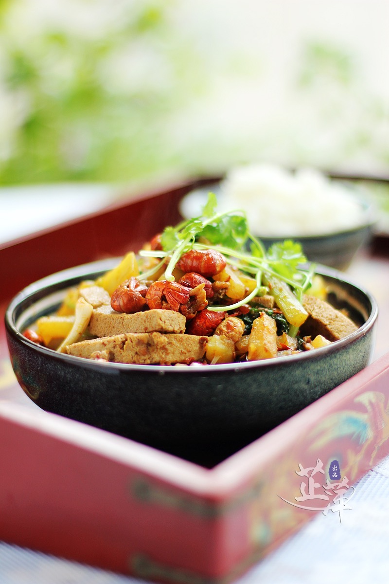 小龍蝦麻辣香鍋的做法-香辣味炒菜譜