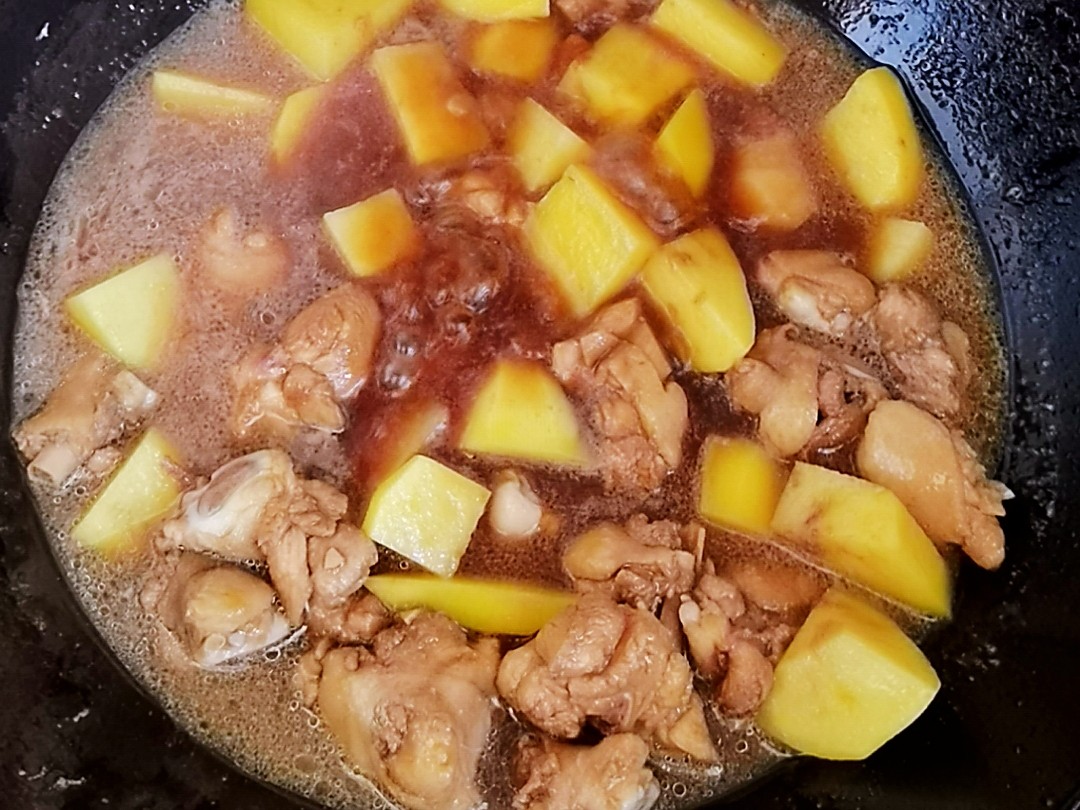 懶人版蔥油雞腿，做法簡(jiǎn)單，鮮嫩多汁超下飯的做法-咸鮮味燉菜譜