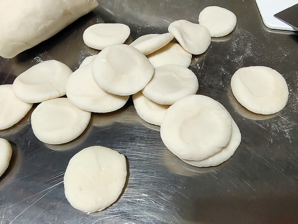 蝦仁玉米豬肉蒸餃的做法-咸鮮味蒸菜譜