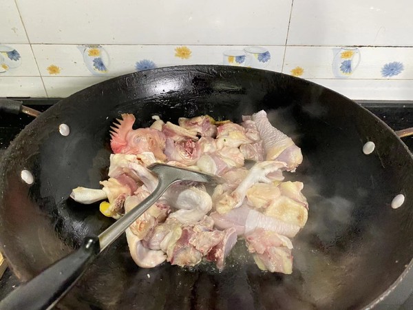 #冬至大如年#板栗燉雞的做法-家常味燉菜譜