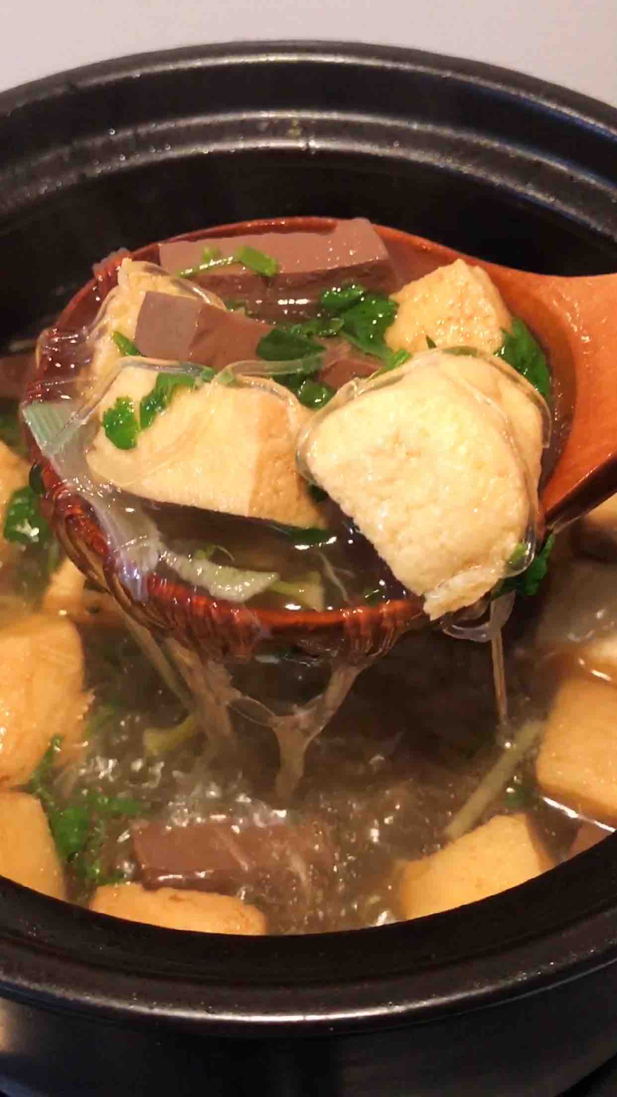 鴨血粉絲湯的做法-酸辣味煮菜譜