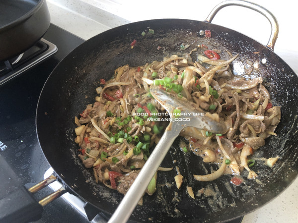 香嫩炒豬肝的做法-家常味炒菜譜