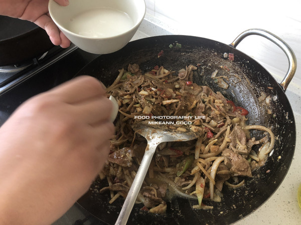 香嫩炒豬肝的做法-家常味炒菜譜