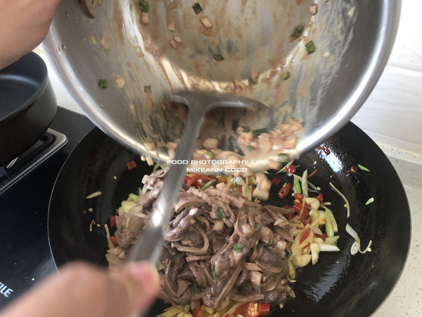 香嫩炒豬肝的做法-家常味炒菜譜