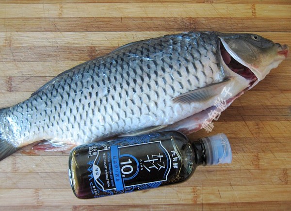 清燉鯉魚的做法-香辣味燉菜譜