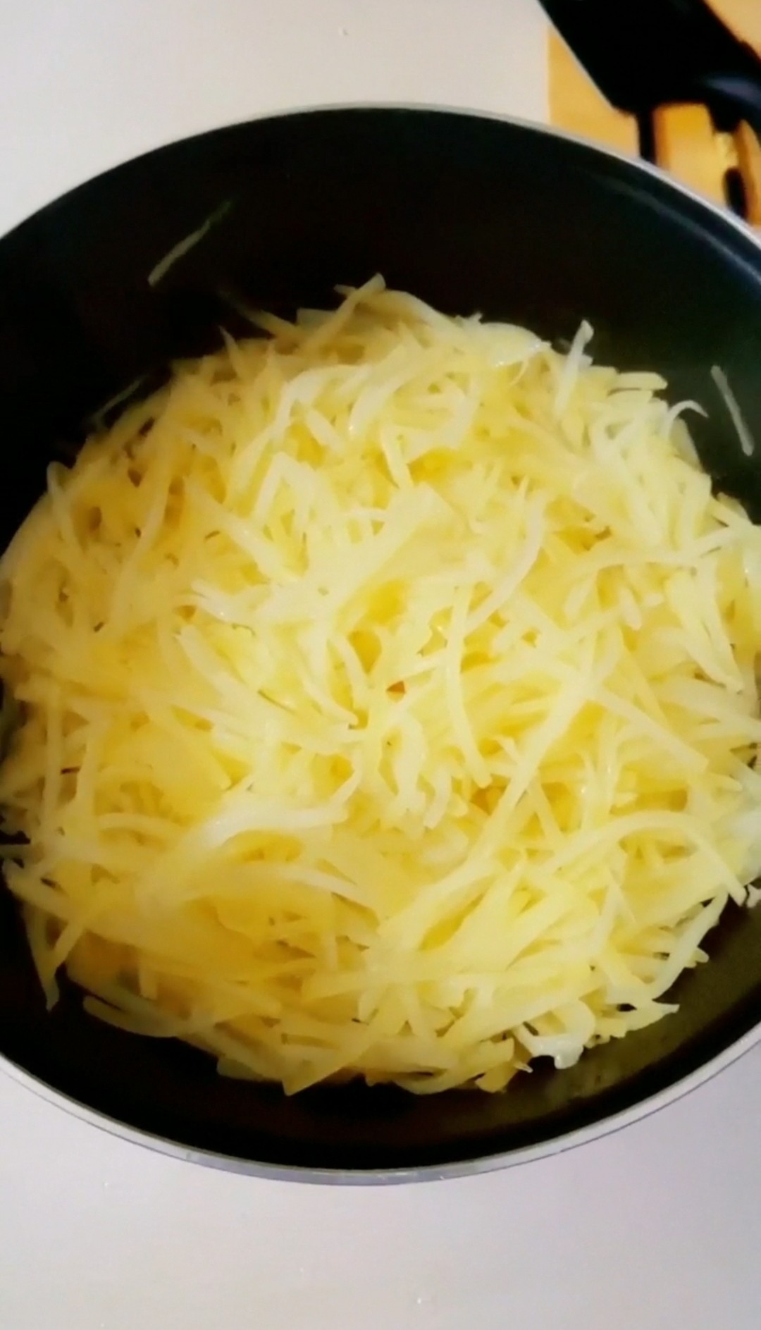 芹菜炒土豆絲的做法-咸鮮味炒菜譜