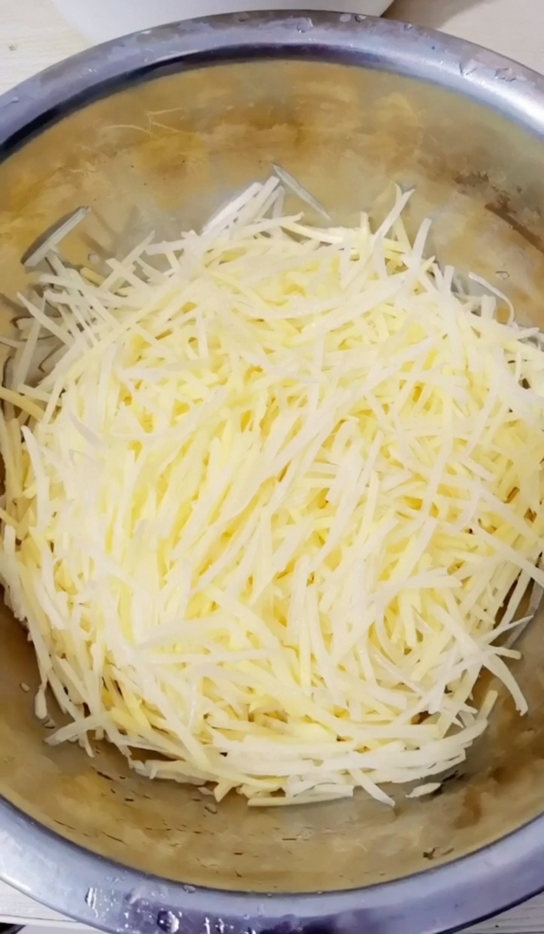 芹菜炒土豆絲的做法-咸鮮味炒菜譜