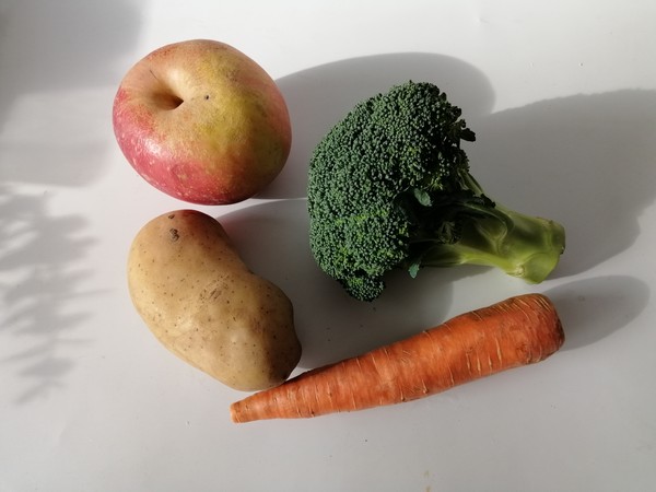 西藍花圣誕樹的做法-家常味蒸菜譜