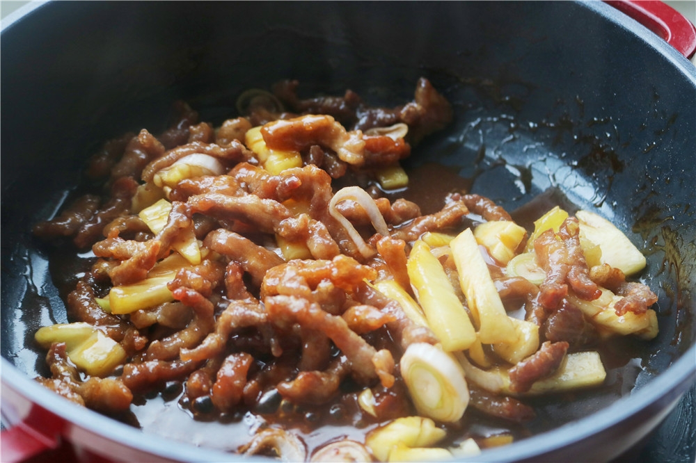 不一樣的糖醋里脊,太好吃了的做法-酸甜味炸菜譜-易網健康養生網 不一樣的糖醋里脊,太好吃了的做法-酸甜味炸菜譜