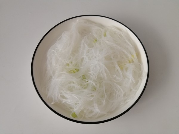 蠔油蒜蓉粉絲娃娃菜的做法-家常味蒸菜譜-易網(wǎng)健康養(yǎng)生網(wǎng) 蠔油蒜蓉粉絲娃娃菜的做法-家常味蒸菜譜