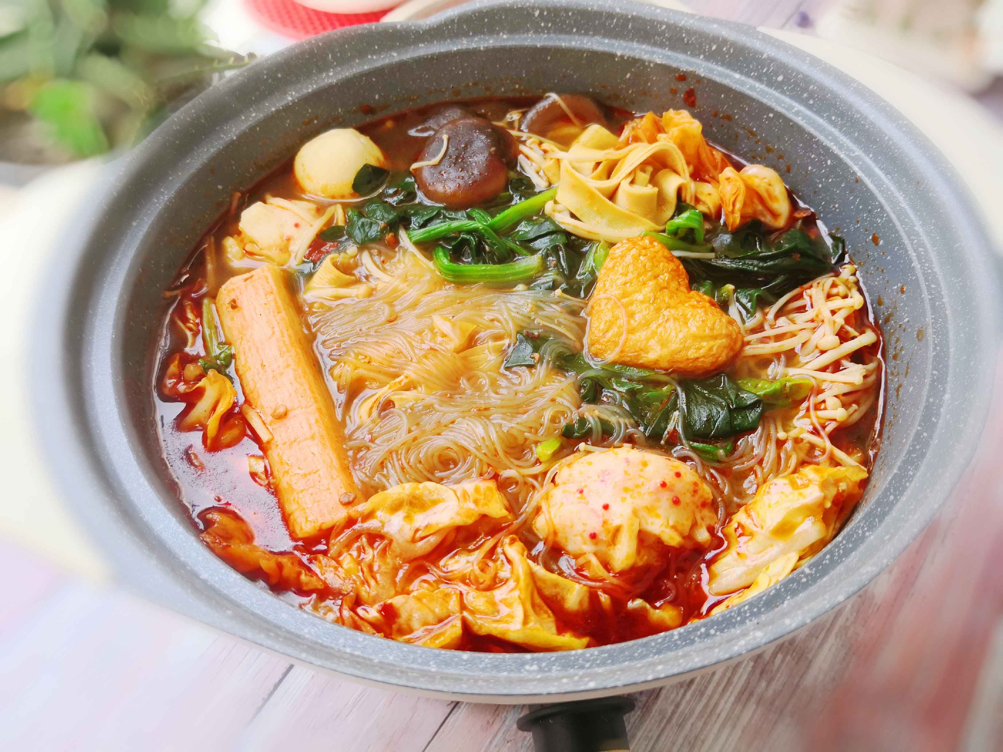 鮮香可口的麻辣燙的做法-香辣味煮菜譜