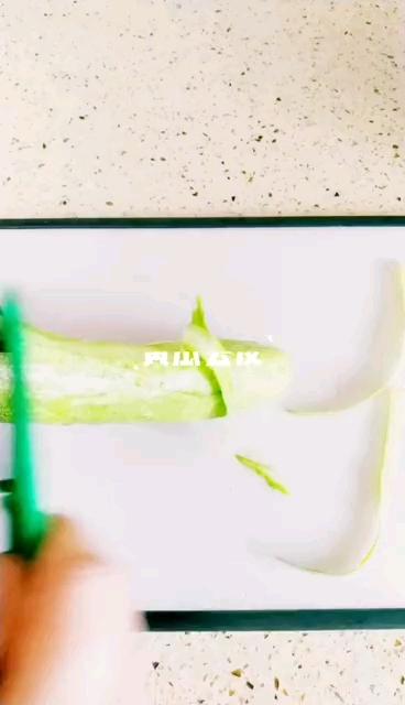 這菜酸甜可口，好吃不長肉，減肥降脂的做法-酸甜味拌菜譜