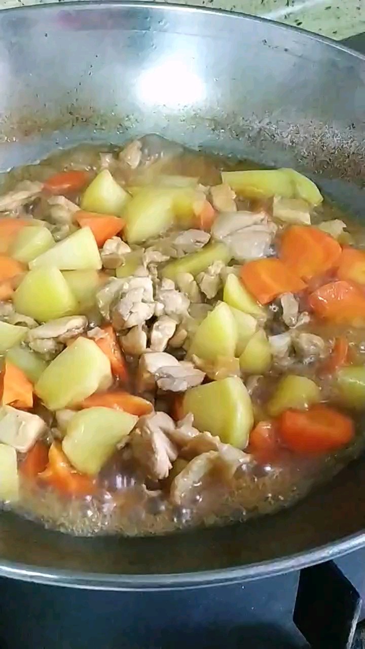 冬季，這菜燉1鍋，熱乎養(yǎng)分足好味道的做法-咖喱味燉菜譜