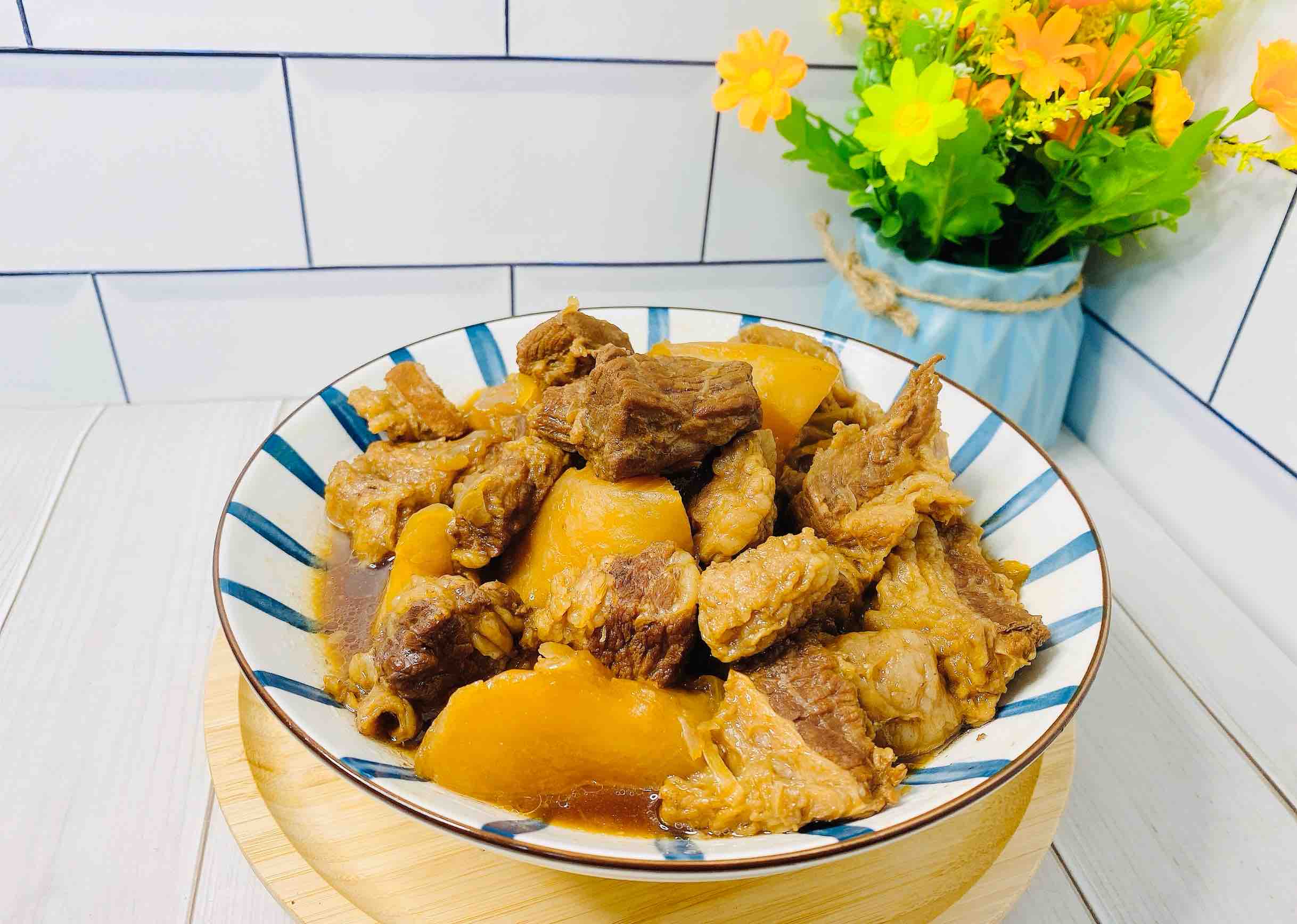 搞點宵夜778,老廣最愛的蘿卜燉牛腩,真香??的做法-家常味燉菜譜-易網健康養生網 搞點宵夜778,老廣最愛的蘿卜燉牛腩,真香??的做法-家常味燉菜譜