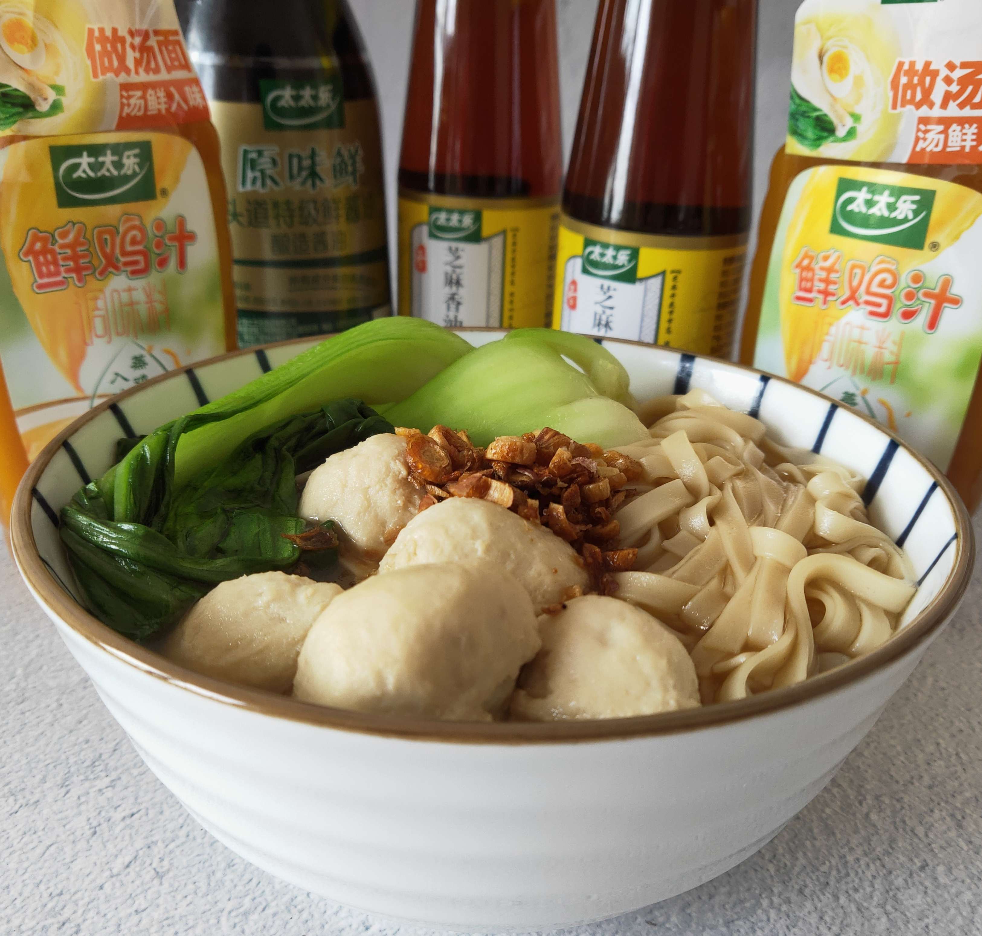 麻油雞汁面的做法-家常味煮菜譜