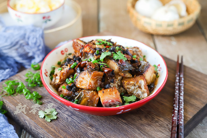 豉香蒸臘魚(yú)，咸香適口超下飯的做法-家常味蒸菜譜