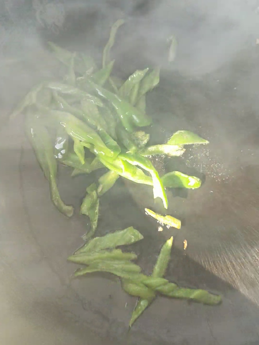 素炒海鮮菇的做法-家常味炒菜譜